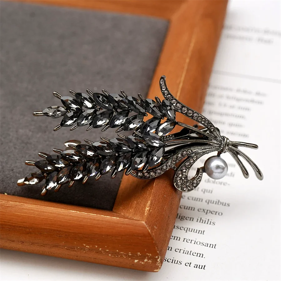 Korean version of flower crystal spring hair clips for women's fashion retro elegant ponytail horizontal chuck headdress jewelry
