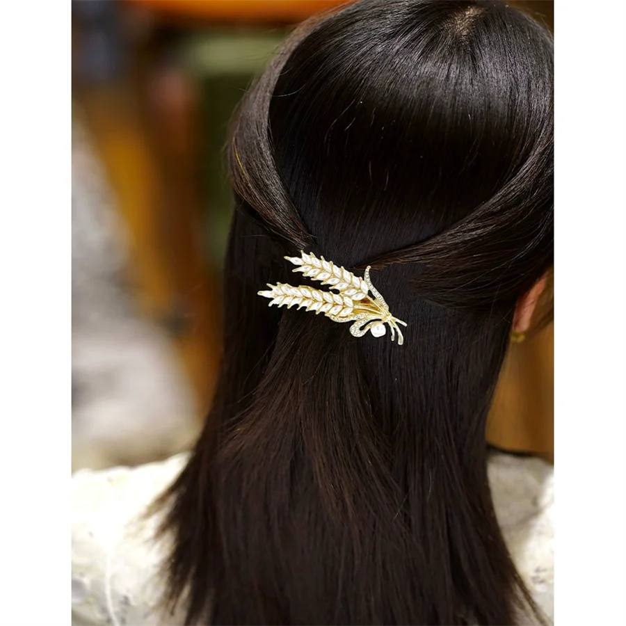Korean version of flower crystal spring hair clips for women's fashion retro elegant ponytail horizontal chuck headdress jewelry